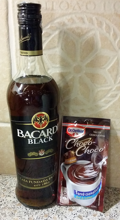 Backardi Black + Forró Csokoládé italpor